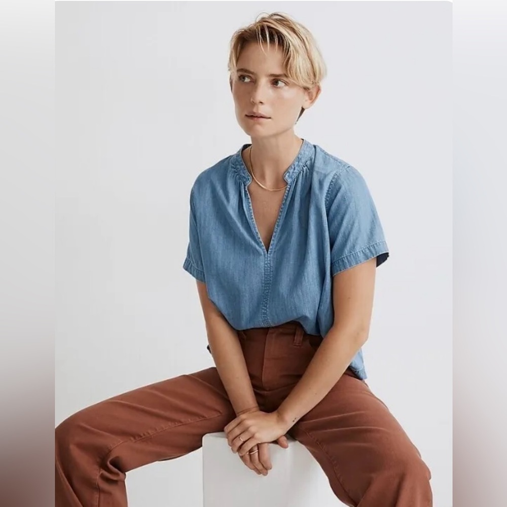 Madewell Hadley Chambray V-Neck